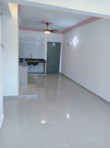 Apartment For Sale in Sungai Ara,PNG