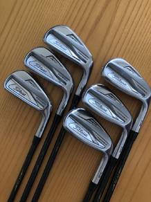 Titleist AP2 718 with Tour AD 65R graphite