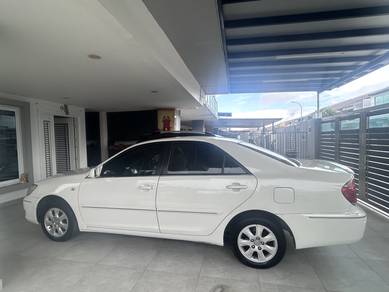 Toyota Camry E in Johor Bahru, JHR