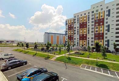 Apartment For Sale in Pangsapuri Pulai Mutiara 1
