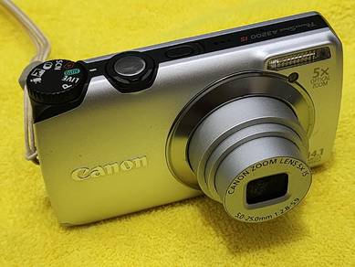 Canon powershot A3200 is