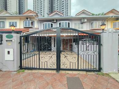 2.5-storey Terraced House For Sale in Seri Kembangan,SGR