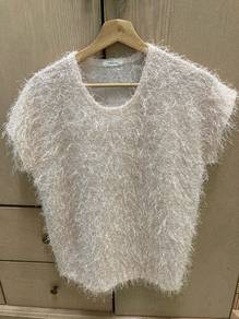 fur top