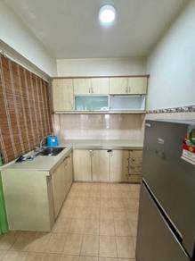 Apartment For Rent in Pangsapuri Seri Pinang (Seri Kembangan)