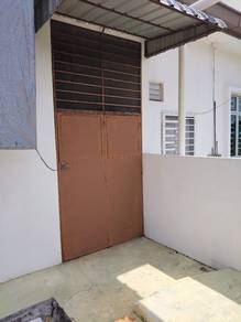 Pintu lipat 2 besi terpakai