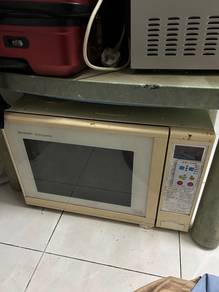 Microwave oven