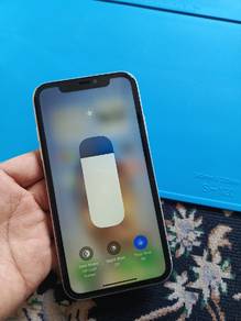 iPhone XR 128gb good condition 