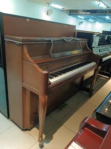 Kawai Spinet piano cafe 