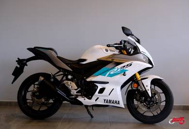 Yamaha R25