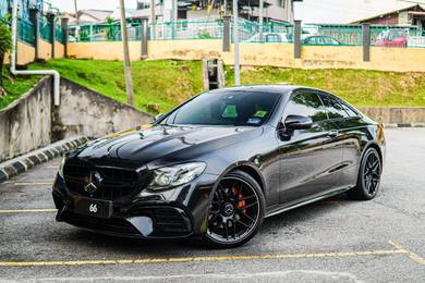Mercedes Benz E200 200 COUPE AMG LINE in Desa Petaling, KUL