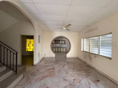 Semi-Detached House For Sale in Greenlane,PNG