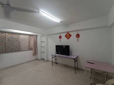 Apartment For Rent in Pangsapuri Dahlia Court