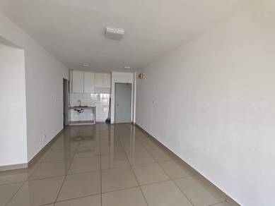 Service Residence For Rent in Sentrovue