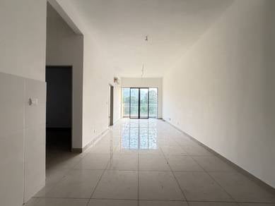 Condominium For Sale in Legendview