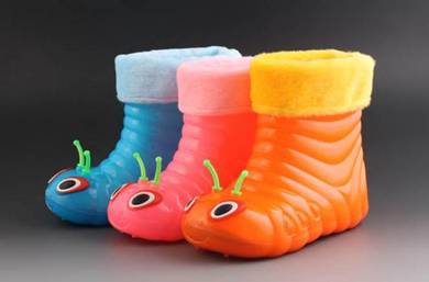 RainBoots Worm Kid 3