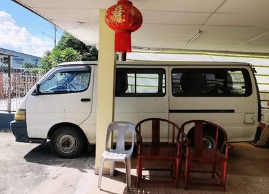 Toyota Hiace in Kota Kinabalu, SBH