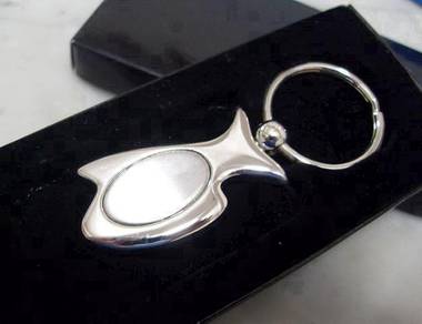 Fish shape Keychain with Box (New)