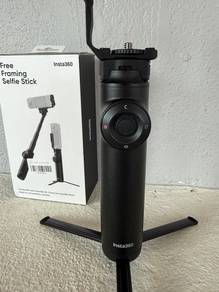 Insta360 Free Framing Selfie Stick & Bullet Time