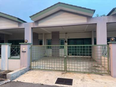 Terraced House For Rent in Ayer Tawar,PRK