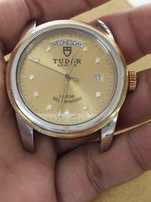 Tudor Glamour day