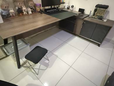 Study Table with drawer