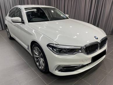 BMW 520i 20i LUXURY in Petaling Jaya, SGR