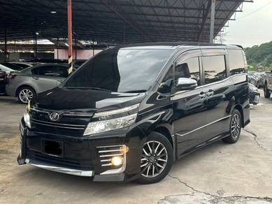 Toyota Voxy ZS KIRAMEKI II in Gombak, KUL