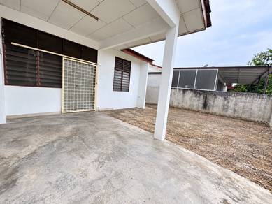 Semi-Detached House For Rent in Simpang Ampat,PNG