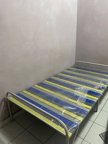 Katil Lipat Single