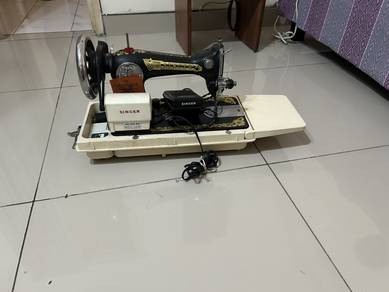 Singer Sewing Machine