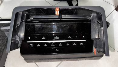 Original Axia SE 2023 Radio + Cover/Frame included