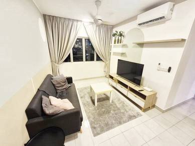 Apartment For Rent in Residensi Suria Pantai