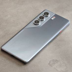 Tecno camon 40 pro 