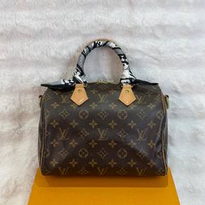 Authentic LV Speedy 25 Bandouliere Brown Monogram