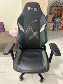 Secretlab TITAN Gaming Chair Black Green Dragon