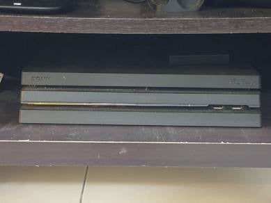 PS4 Pro Jailbreak 5.05. 1TB + 1TB External