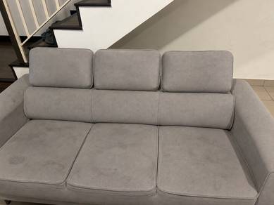 sofa 2+3 table