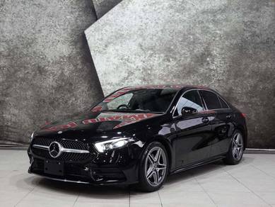 Mercedes Benz A180 180 TURBO AMG (CBU) in City Centre, KUL