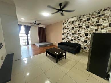 Condominium For Rent in Nusa Heights