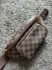 Louis Vuitton Pouch Original