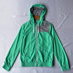 EMD Cyre Windbreaker