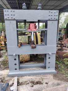 Press Machine (80 tons)