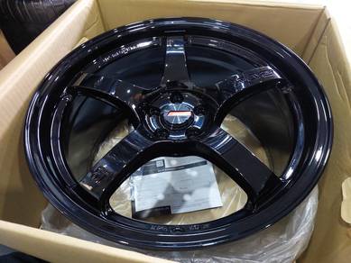 rim 18x9.5JJ RAYS 57CR JAPAN TOYOTA GT86 GR86 BRZ
