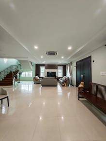 Bungalow House For Sale in Kuching,SWK