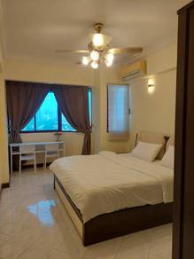 Room in Persiaran Gurney, PNG