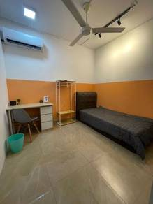 Room in Setia Alam, SGR