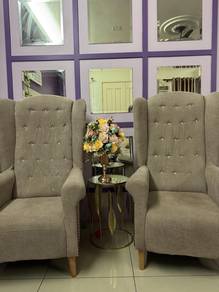 wing chair dan side table