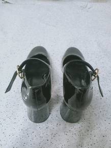 Shoe Charles & Keith