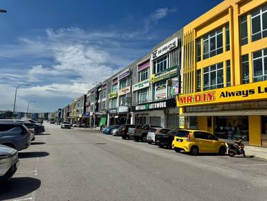 Shop lot For Sale in Senai,JHR