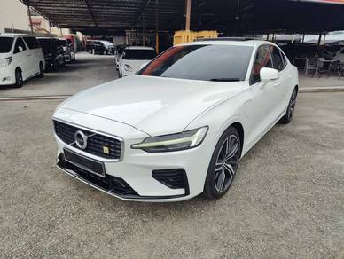 2020 Volvo S60 T8 R-DESIGN
